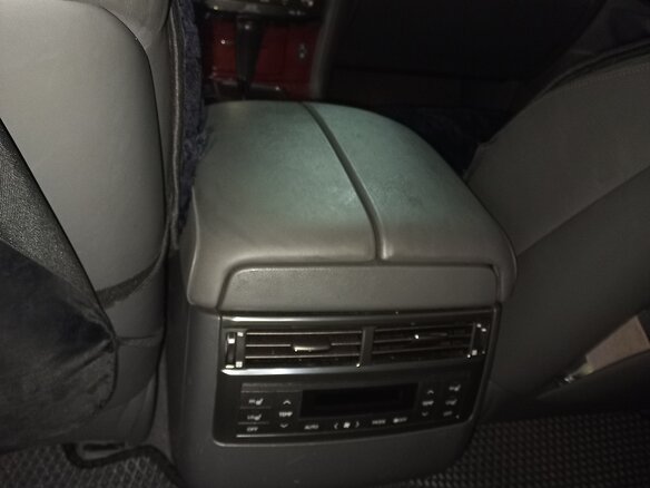 2008 Lexus LX 570 III, серый, 3800000 рублей - вид 15