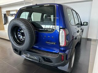 2026 Lada (ВАЗ) Niva Travel I Рестайлинг, синий, 1439000 рублей, вид 4
