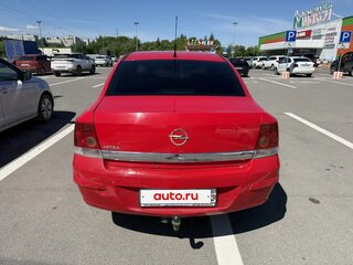 2011 Opel Astra H Рестайлинг, красный, 370000 рублей, вид 4