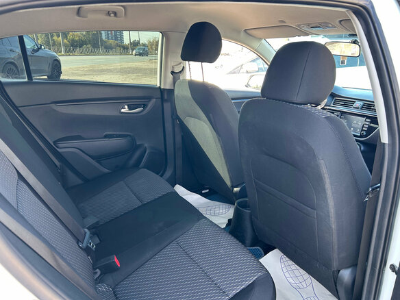2018 Kia Rio X-Line IV, белый, 1200000 рублей - вид 18