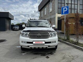 2010 Toyota Land Cruiser 200 Series, белый, 3100000 рублей, вид 3