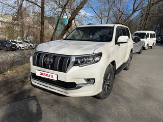 2018 Toyota Land Cruiser Prado 150 Series Рестайлинг 2, белый, 4650000 рублей, вид 1