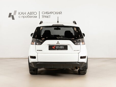 2012 Mitsubishi Outlander II Рестайлинг, белый, 1003000 рублей, вид 4