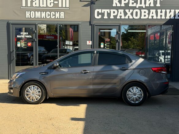 2016 Kia Rio III Рестайлинг, серый, 1050000 рублей - вид 7