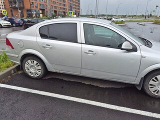 2010 Opel Astra H Рестайлинг, серебристый, 300000 рублей, вид 3
