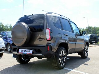 2026 Lada (ВАЗ) Niva Travel I Рестайлинг, коричневый, 1827900 рублей, вид 4
