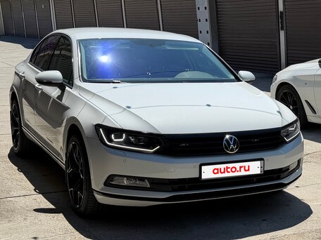 2017 Volkswagen Passat B8, белый, 1910000 рублей, вид 2