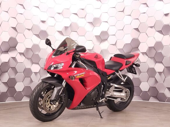 2006 Honda CBR 1000 RR/RA Fireblade, красный, 619000 рублей - вид 1
