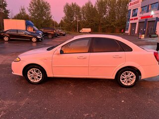 2014 Daewoo Gentra II, белый, 300000 рублей, вид 2