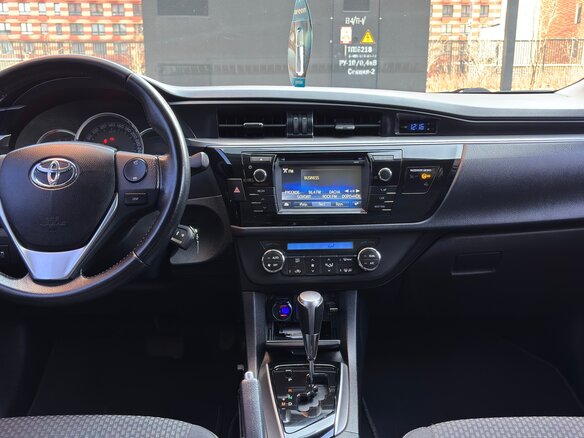 2014 Toyota Corolla XI (E160, E170, E180), белый, 1280000 рублей - вид 11