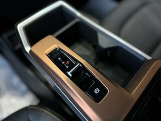2025 KGM Torres, бежевый, 4920000 рублей, вид 5