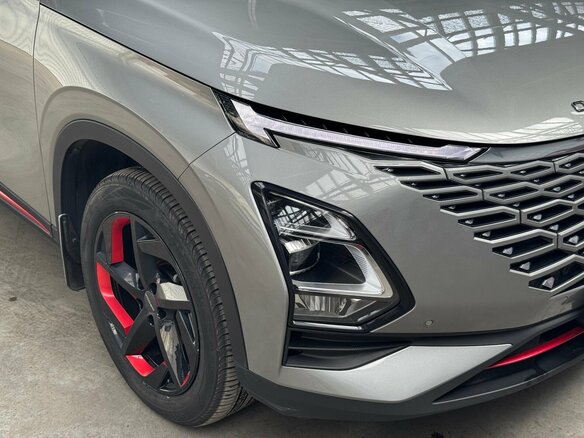 2024 Omoda C5 I, серый, 1729000 рублей - вид 17