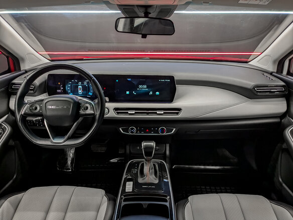 2023 BAIC U5 Plus, красный, 675000 рублей - вид 13