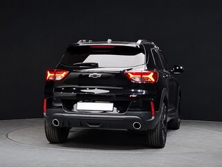 2023 Chevrolet TrailBlazer III, чёрный, 2460002 рублей, вид 3