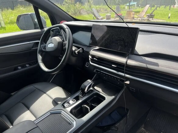 2024 Geely Okavango I Рестайлинг, серый, 2700000 рублей - вид 4