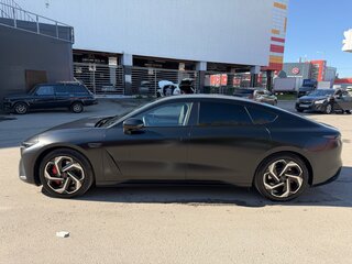 2025 Exeed Exlantix ES, чёрный, 6070000 рублей, вид 3