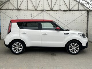 2018 Kia Soul II Рестайлинг, белый, 1580000 рублей, вид 4