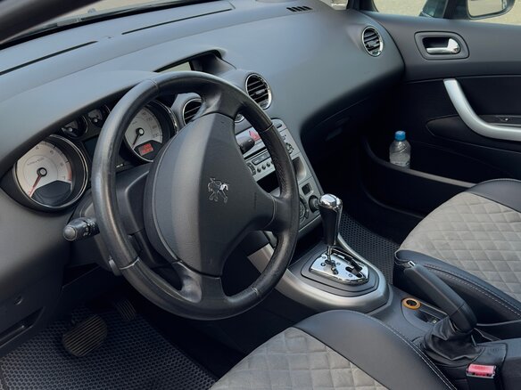 2008 Peugeot 308 I, серый, 450000 рублей - вид 7