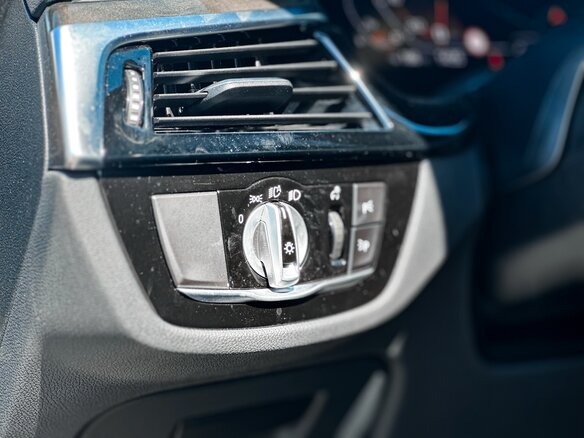 2023 BMW 5 серии 530i xDrive VII (G30/G31/G38) Рестайлинг, чёрный, 4500000 рублей - вид 12