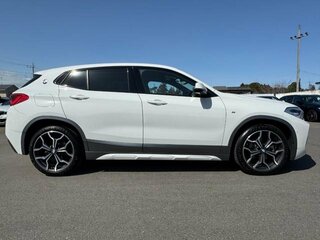 2022 BMW X2 xDrive18d I (F39), белый, 1890000 рублей, вид 4