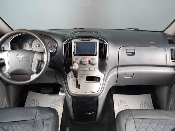 2008 Hyundai Grand Starex I, серый, 1079000 рублей - вид 11