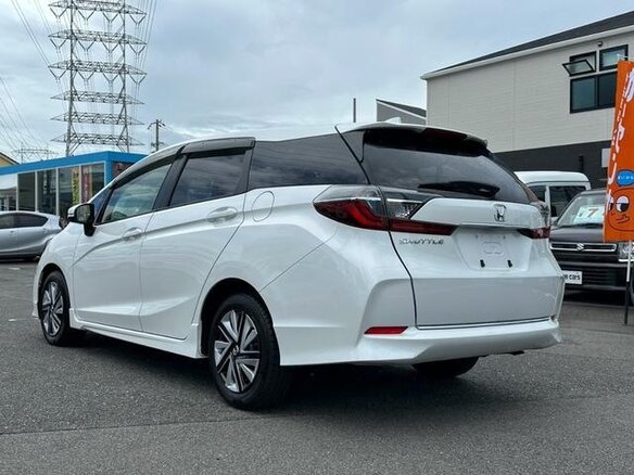 2022 Honda Shuttle II Рестайлинг, белый, 1095000 рублей - вид 5