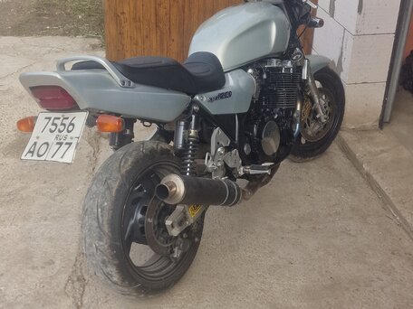 1996 Yamaha XJR1200, серебристый, 260000 рублей, вид 4