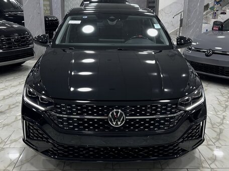 2023 Volkswagen Lavida III Рестайлинг, чёрный, 1440000 рублей, вид 2