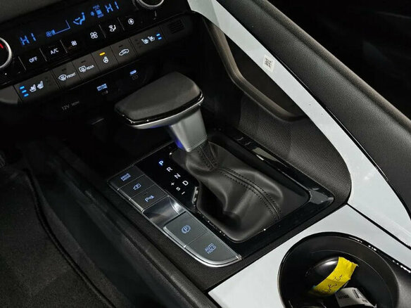 2025 Hyundai Avante VII Рестайлинг, белый, 2850000 рублей - вид 8
