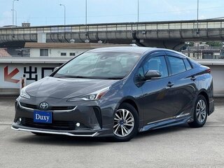 2022 Toyota Prius IV Рестайлинг (XW50), серый, 1490000 рублей, вид 1
