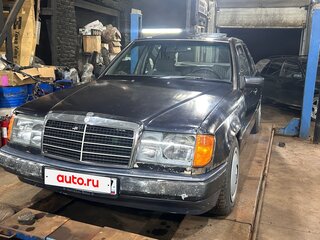 1990 Mercedes-Benz W124 200, чёрный, 230000 рублей, вид 2