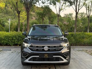2023 Volkswagen Tayron I Рестайлинг, чёрный, 2380000 рублей, вид 2