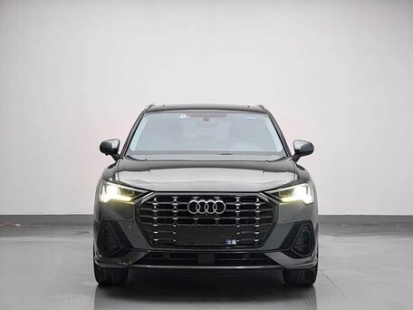 2022 Audi Q3 35 TFSI II (F3), серый, 2800000 рублей, вид 5