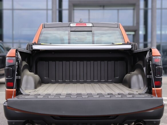 2026 Ram 1500 Crew Cab V Рестайлинг, оранжевый, 9010000 рублей - вид 14