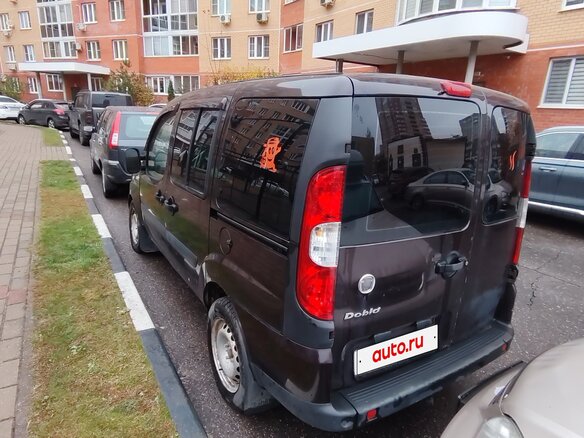2009 Fiat Doblo I Рестайлинг, коричневый, 350000 рублей - вид 4
