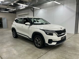 2020 Kia Seltos I, белый, 2820000 рублей, вид 3