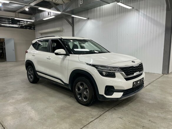 2020 Kia Seltos I, белый, 2820000 рублей - вид 2