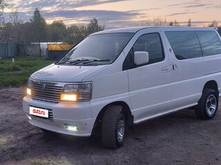 1997 Nissan Elgrand I (E50), белый, 880000 рублей, вид 1