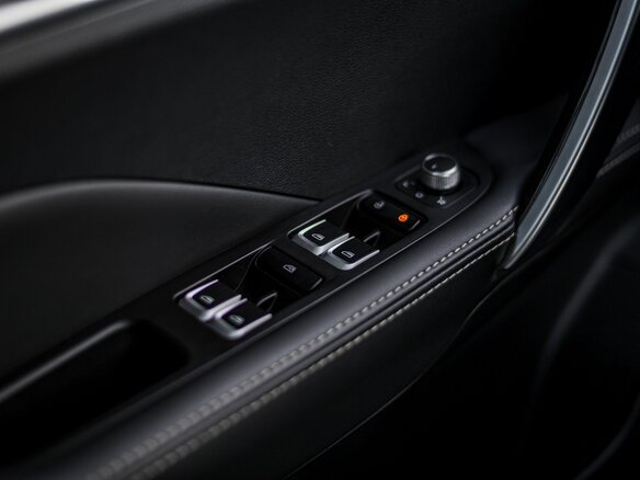 2021 Geely Coolray I, серый, 1644000 рублей - вид 9