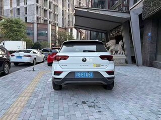 2022 Volkswagen T-Roc I (China Market), белый, 1390000 рублей, вид 5