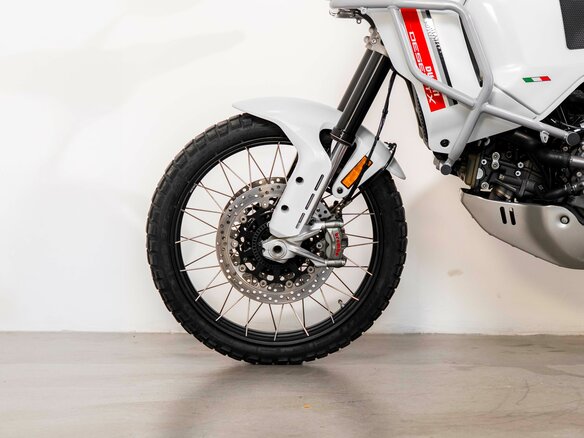 2022 Ducati DesertX, белый, 1200000 рублей - вид 20