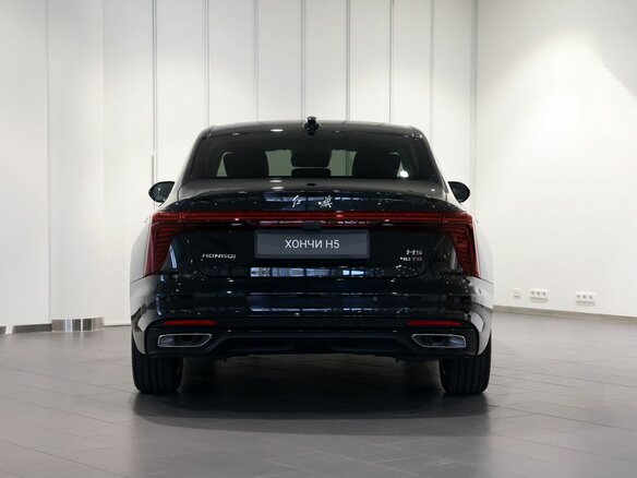 2026 Hongqi H5 II Рестайлинг, чёрный, 4480000 рублей - вид 2