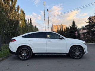 2022 Mercedes-Benz GLE Coupe 400 d II (C167), белый, 9690000 рублей, вид 4