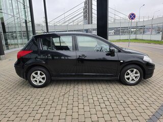 2008 Nissan Tiida I, чёрный, 850000 рублей, вид 5