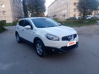2013 Nissan Qashqai I Рестайлинг, белый, 1050000 рублей, вид 4