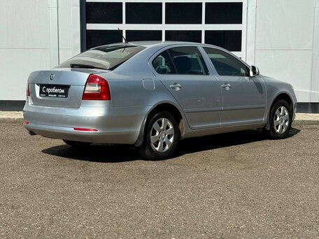 2013 Skoda Octavia II (A5) Рестайлинг, серебристый, 542000 рублей, вид 5
