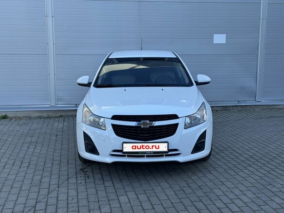 2013 Chevrolet Cruze I Рестайлинг, белый, 645000 рублей - вид 1