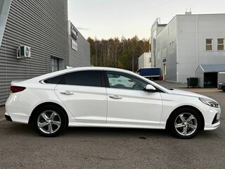 2018 Hyundai Sonata VII (LF) Рестайлинг, белый, 1575000 рублей, вид 5