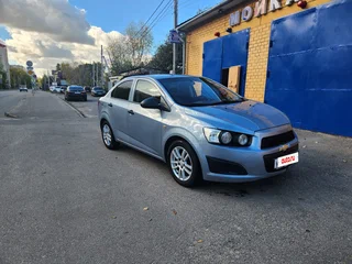 2013 Chevrolet Aveo II, голубой, 448000 рублей, вид 3