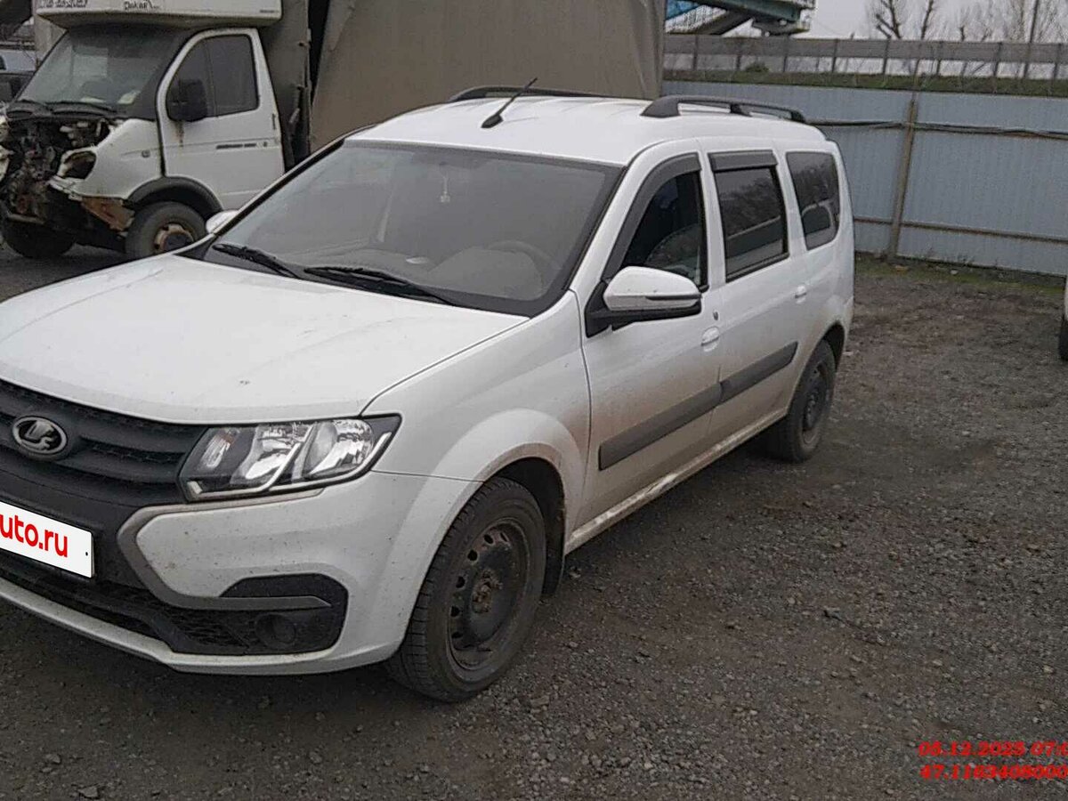 Открыть фотографии: Lada (ВАЗ) Largus I Рестайлинг
